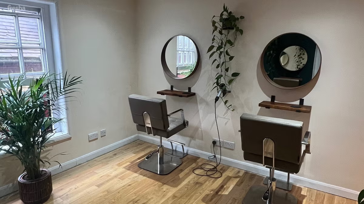 Book Natural hair studio in Horsham on LushLane